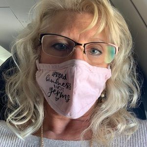 Meet your Posher, Kim